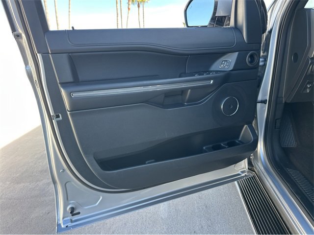 Certified 2021 Ford Expedition XLT image 38