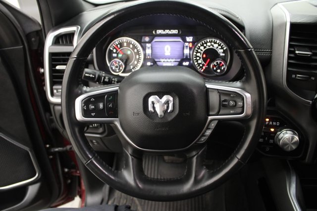Used 2023 RAM 1500 Laramie AWD/4WD image 10