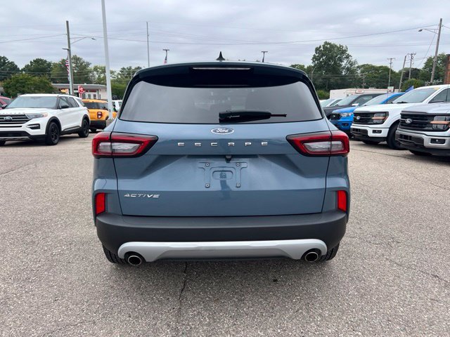 Certified 2023 Ford Escape Active FWD image 5