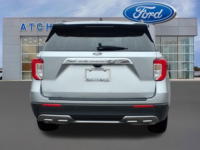 Certified 2022 Ford Explorer XLT w/ Equipment Group 202A image 6