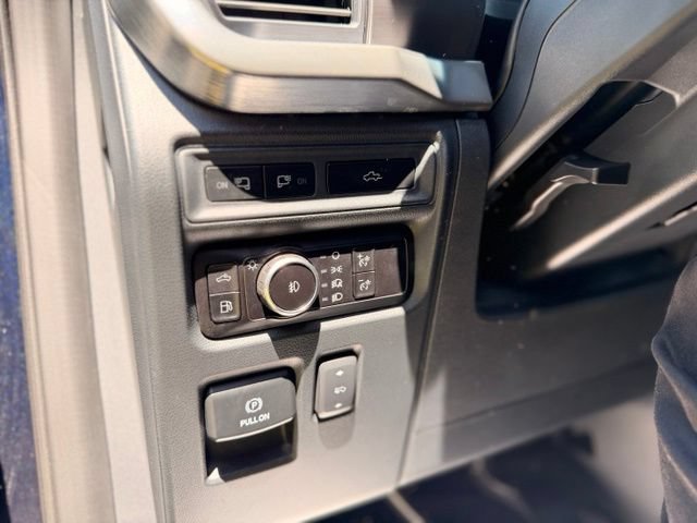 Certified 2023 Ford F150 Lariat w/ Bed Utility Package AWD/4WD image 18