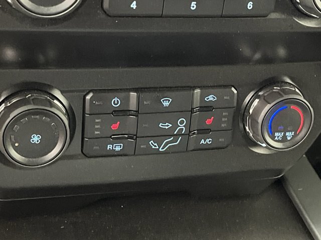 Certified 2021 Ford F250 XLT w/ XLT Premium Package AWD/4WD image 23
