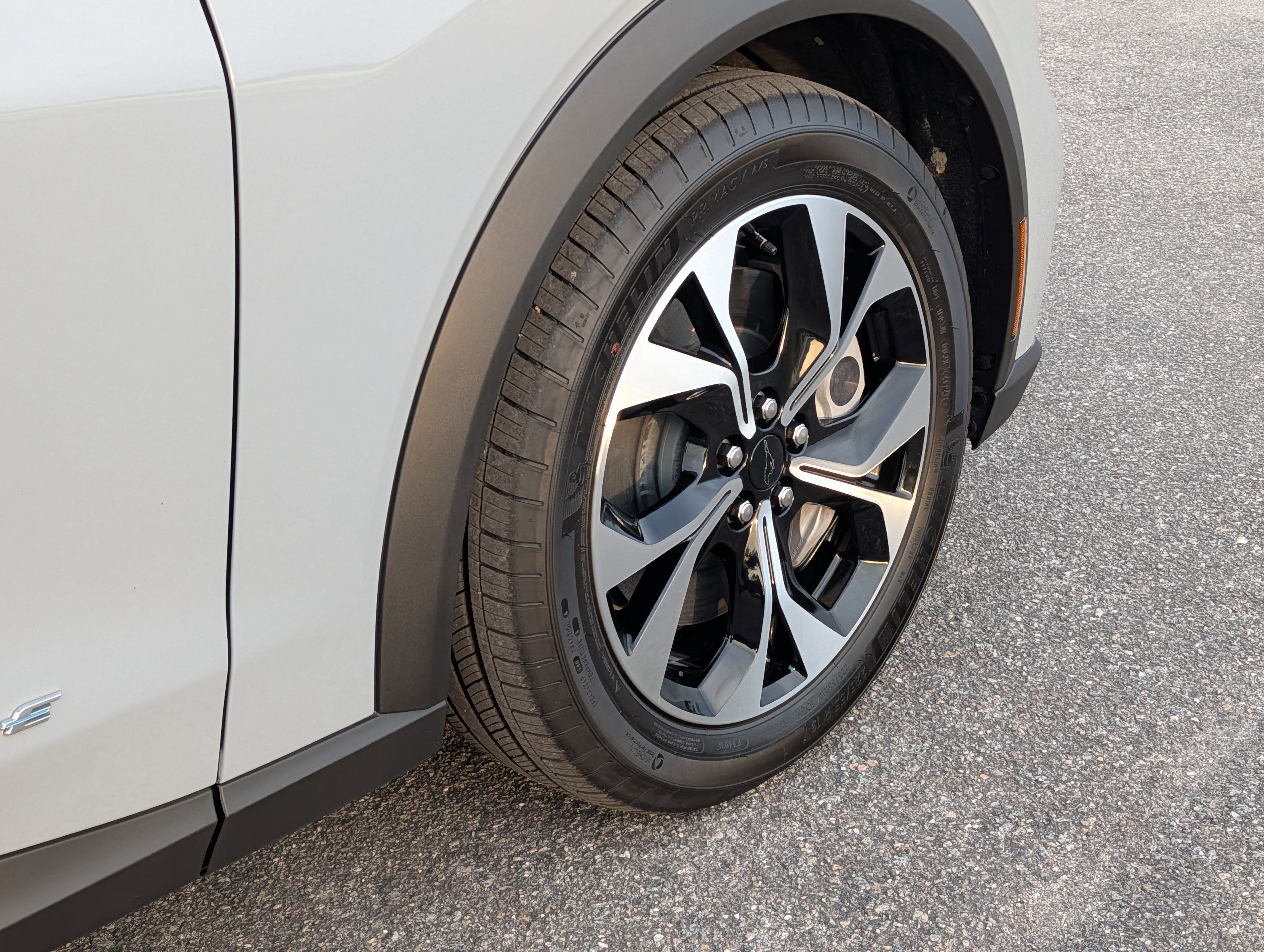 Certified 2025 Ford Mustang Mach-E Select RWD image 12