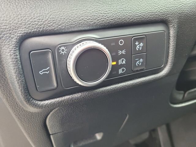 Certified 2022 Ford Explorer XLT image 17