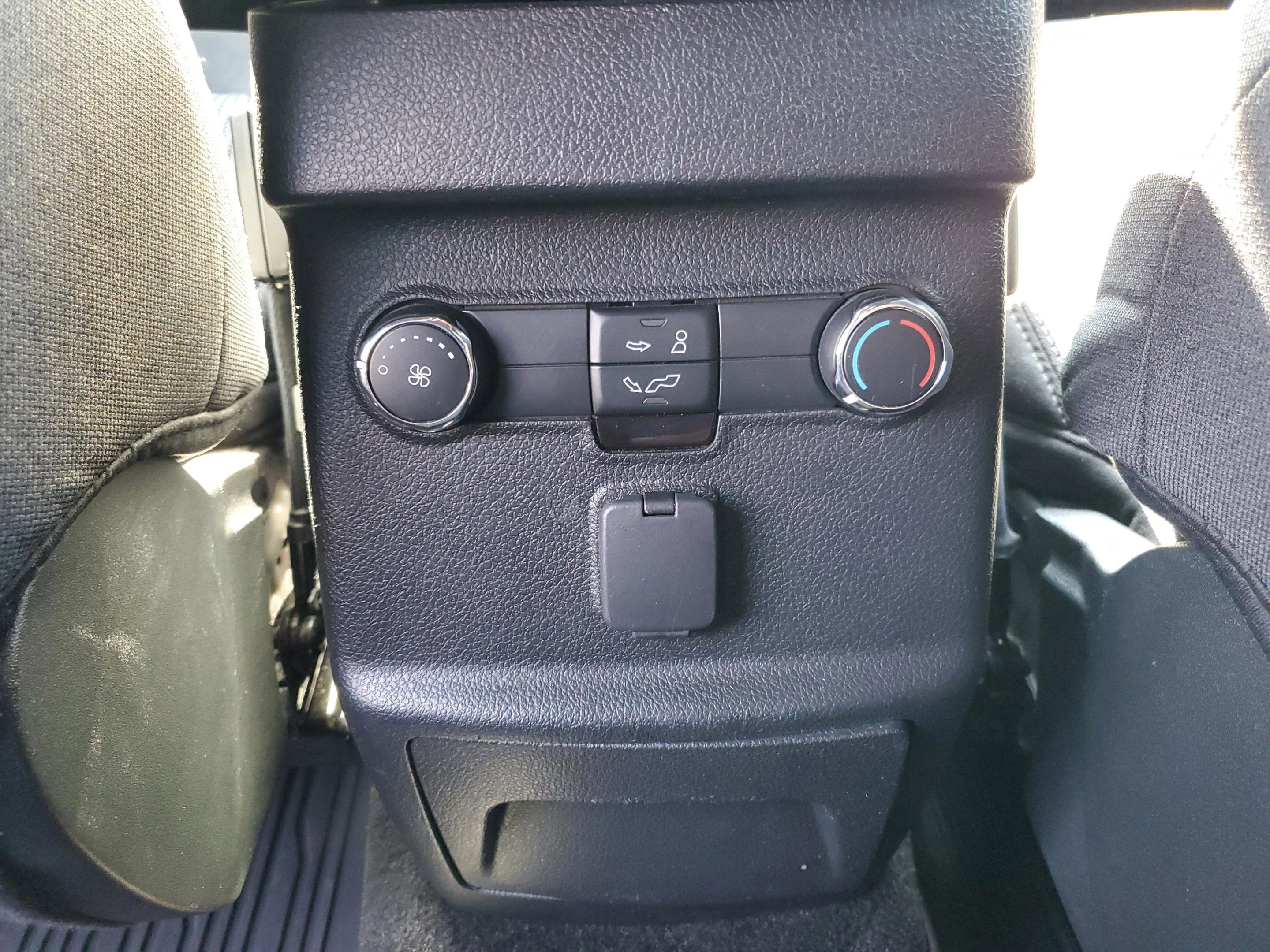 Certified 2019 Ford Explorer XLT w/ Equipment Group 201A FWD image 11