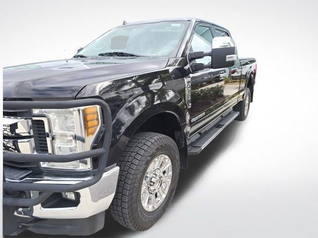 Certified 2019 Ford F250 XLT w/ XLT Premium Package image 1