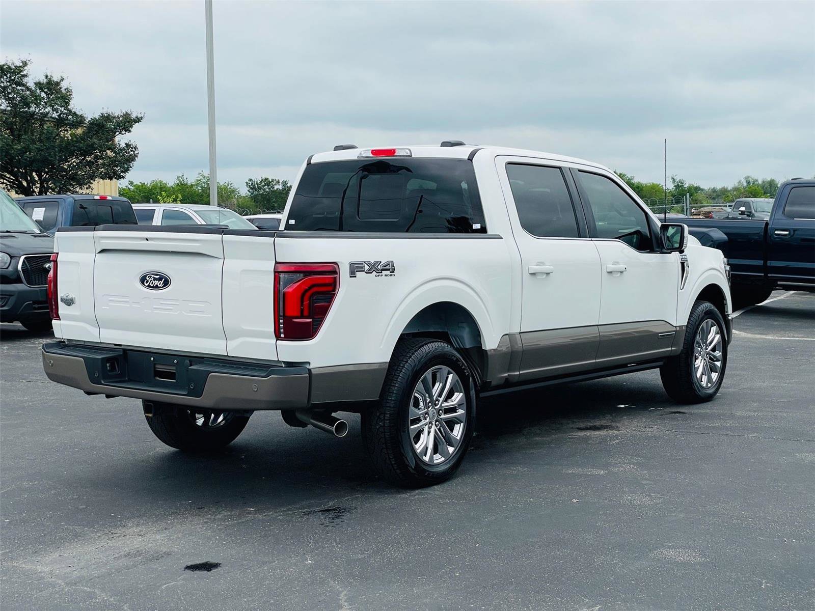 Certified 2025 Ford F150 King Ranch w/ FX4 Off-Road Package AWD/4WD image 4
