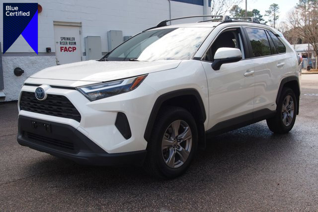 Used 2022 Toyota RAV4 XLE