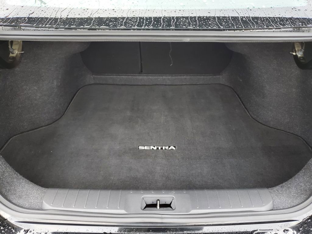 Used 2021 Nissan Sentra SR image 6