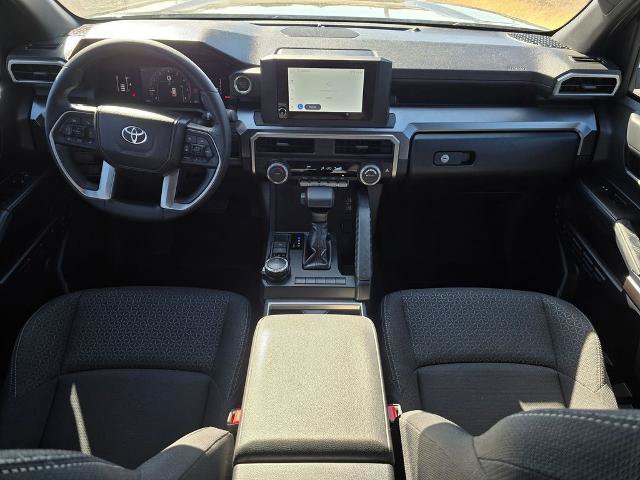 Used 2026 Toyota 4Runner SR5 AWD/4WD image 11