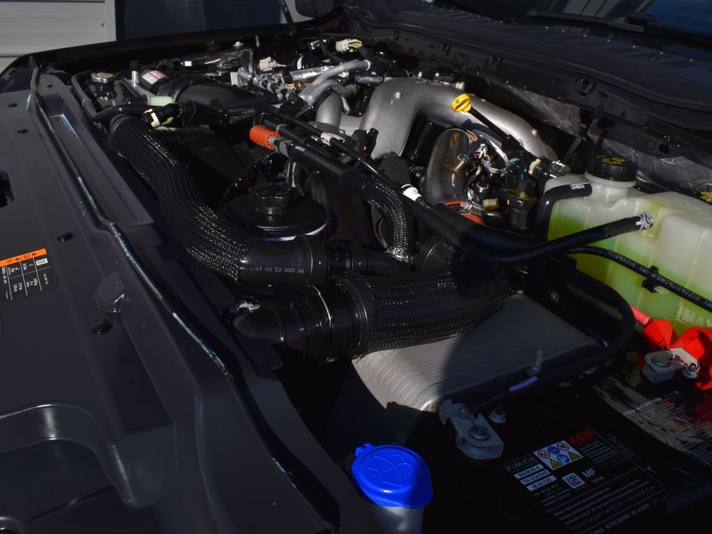 Certified 2025 Ford F450 Platinum w/ FX4 Off-Road Package image 20