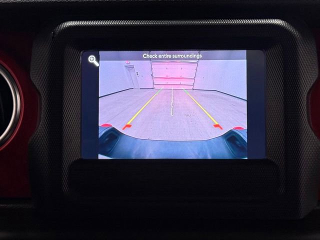 Used 2021 Jeep Gladiator Rubicon w/ LED Lighting Group AWD/4WD image 35