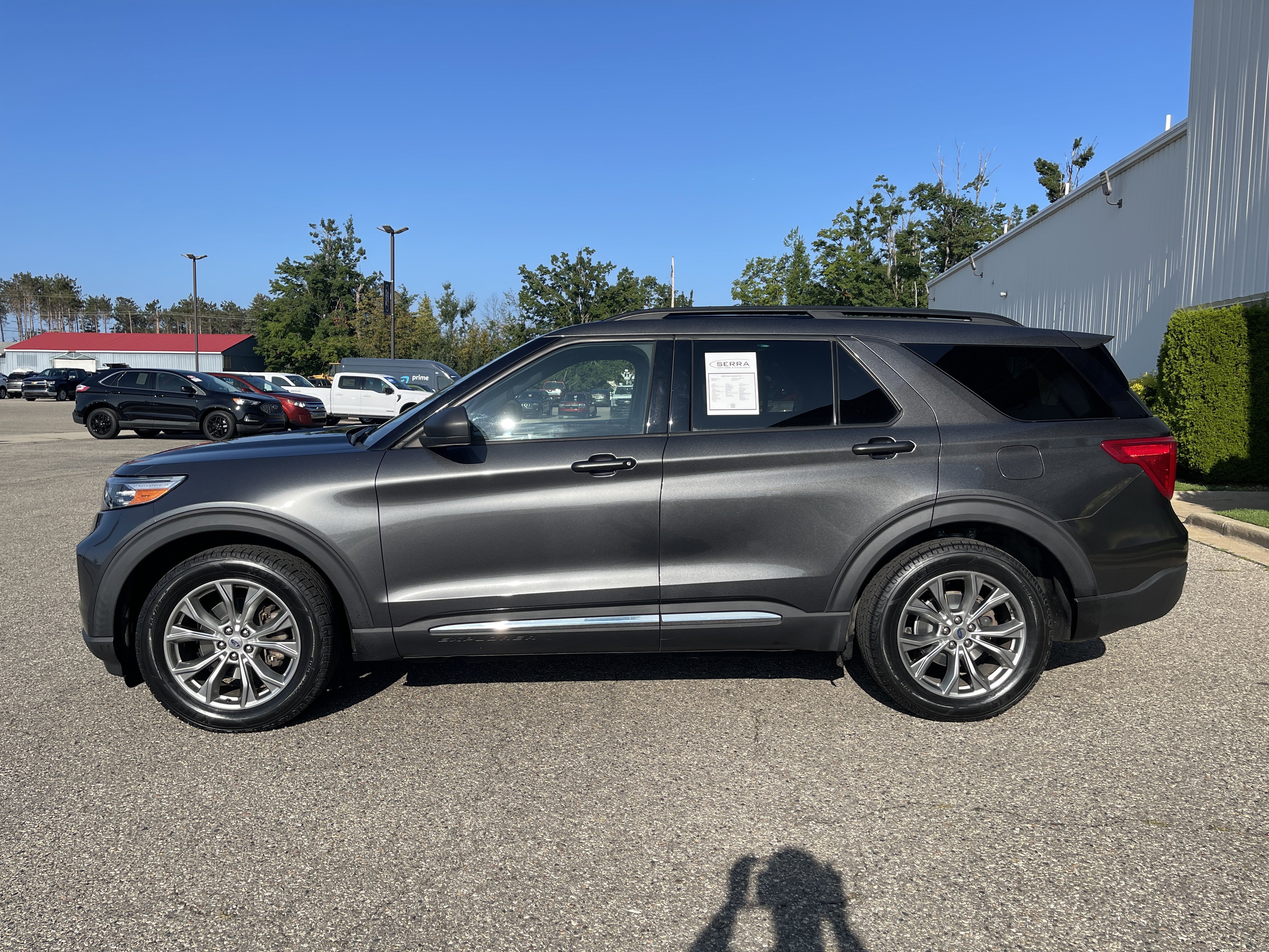 Certified 2020 Ford Explorer XLT w/ Equipment Group 202A AWD/4WD image 7