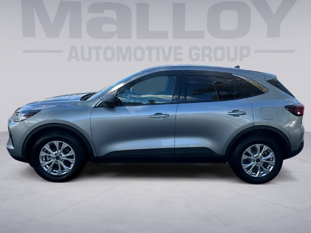 Certified 2023 Ford Escape Active AWD/4WD image 2