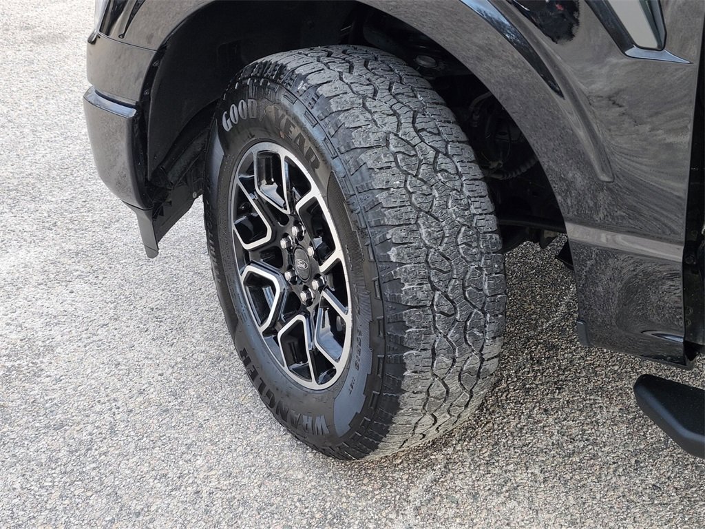 Certified 2022 Ford F150 XLT w/ Equipment Group 302A High image 32