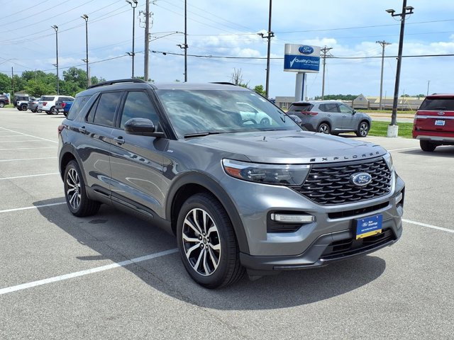 Certified 2023 Ford Explorer ST-Line w/ Class IV Trailer Tow Package AWD/4WD image 7