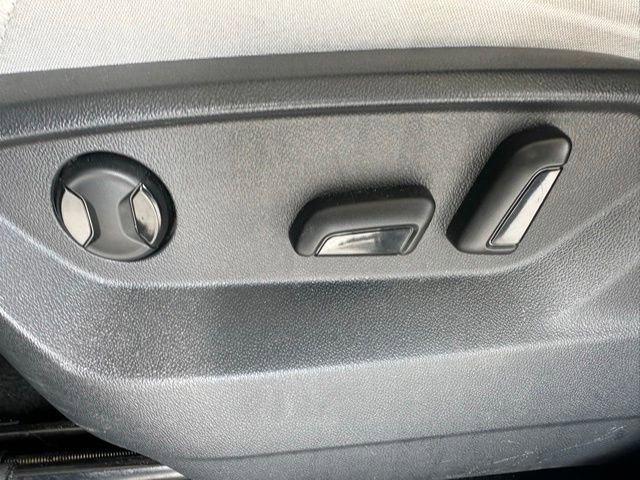 Used 2019 Volkswagen Tiguan SEL FWD image 28