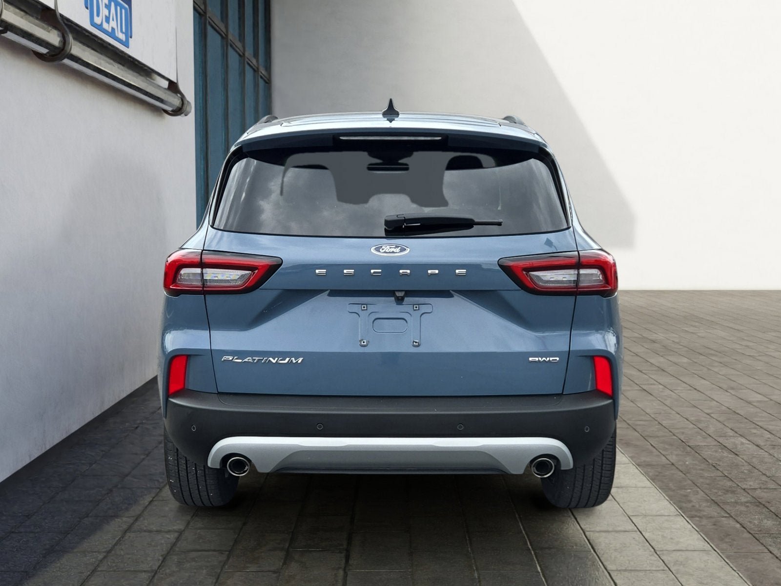 Certified 2023 Ford Escape Platinum AWD/4WD image 4
