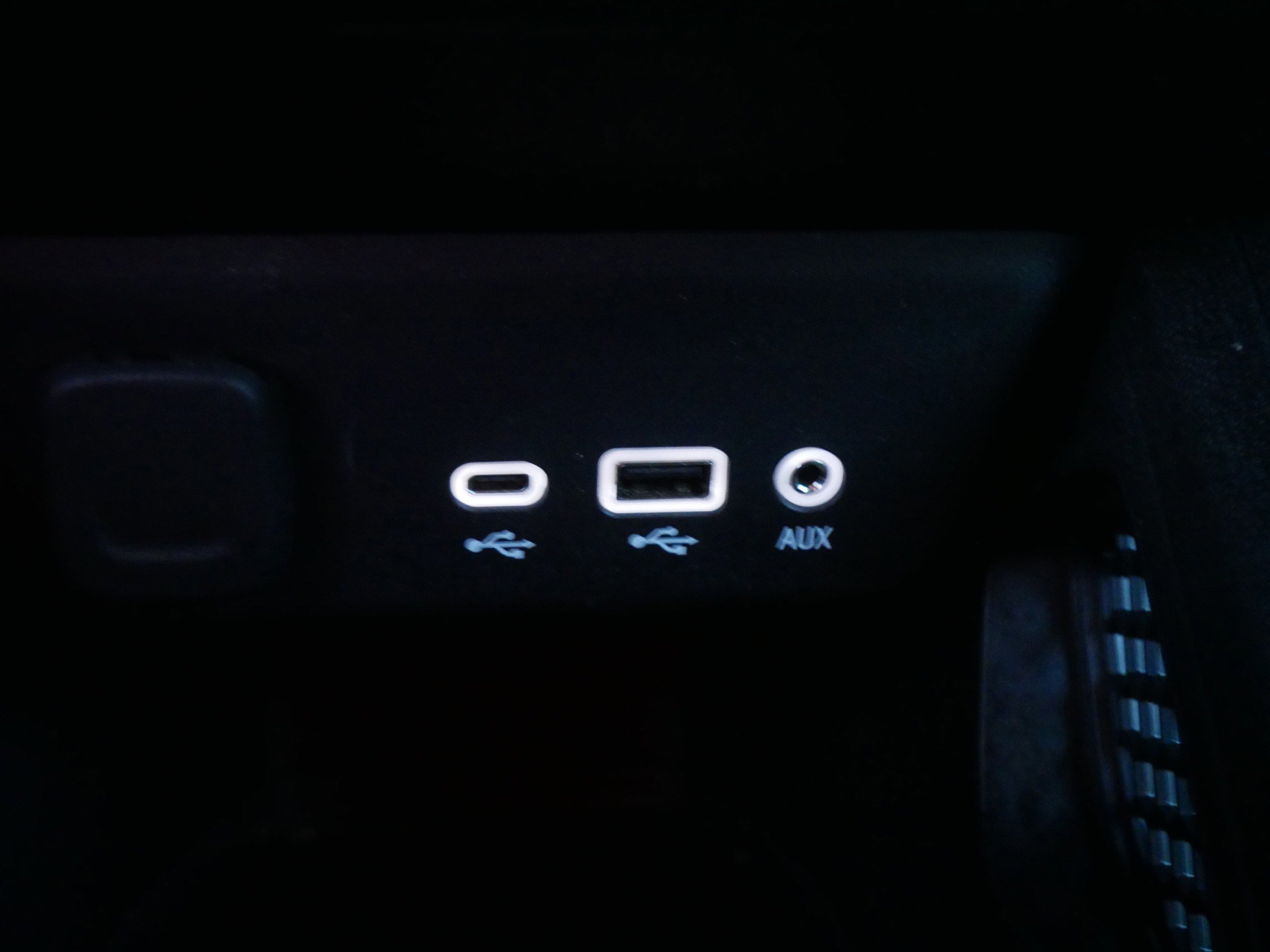 Used 2021 Chevrolet TrailBlazer ACTIV w/ Convenience Package image 31