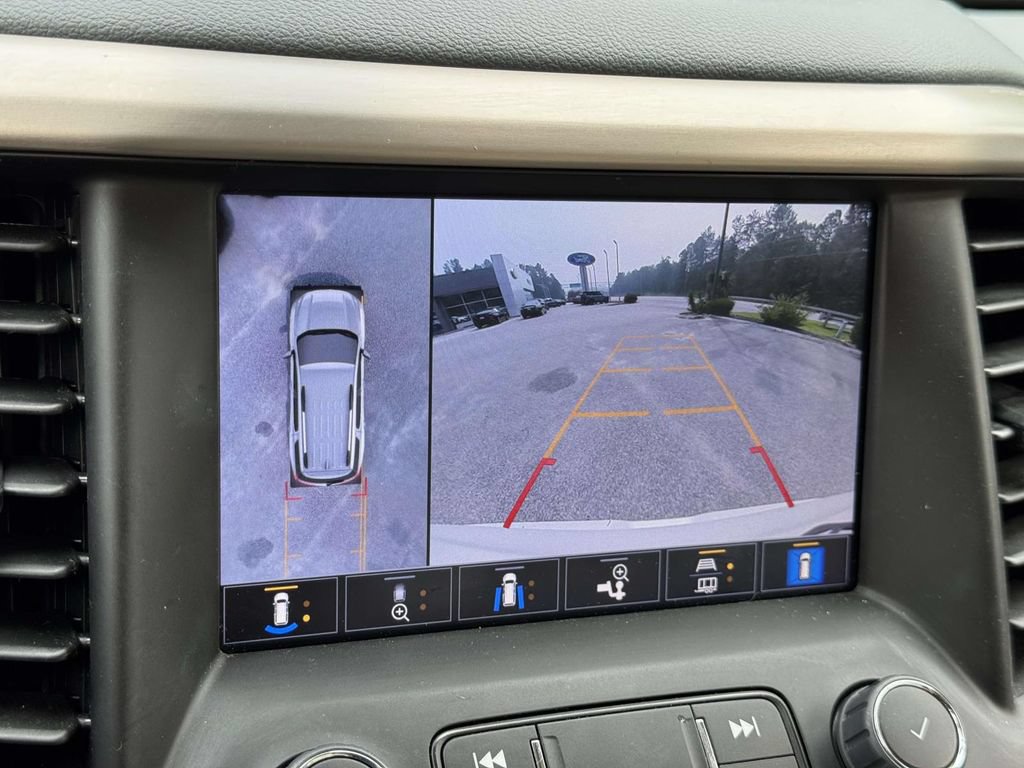 Used 2023 GMC Acadia Denali w/ Denali Ultimate Package FWD image 4