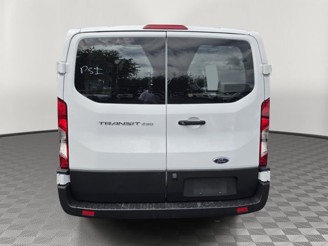 Certified 2025 Ford Transit 250 Low Roof w/ Exterior Upgrade Package RWD image 4