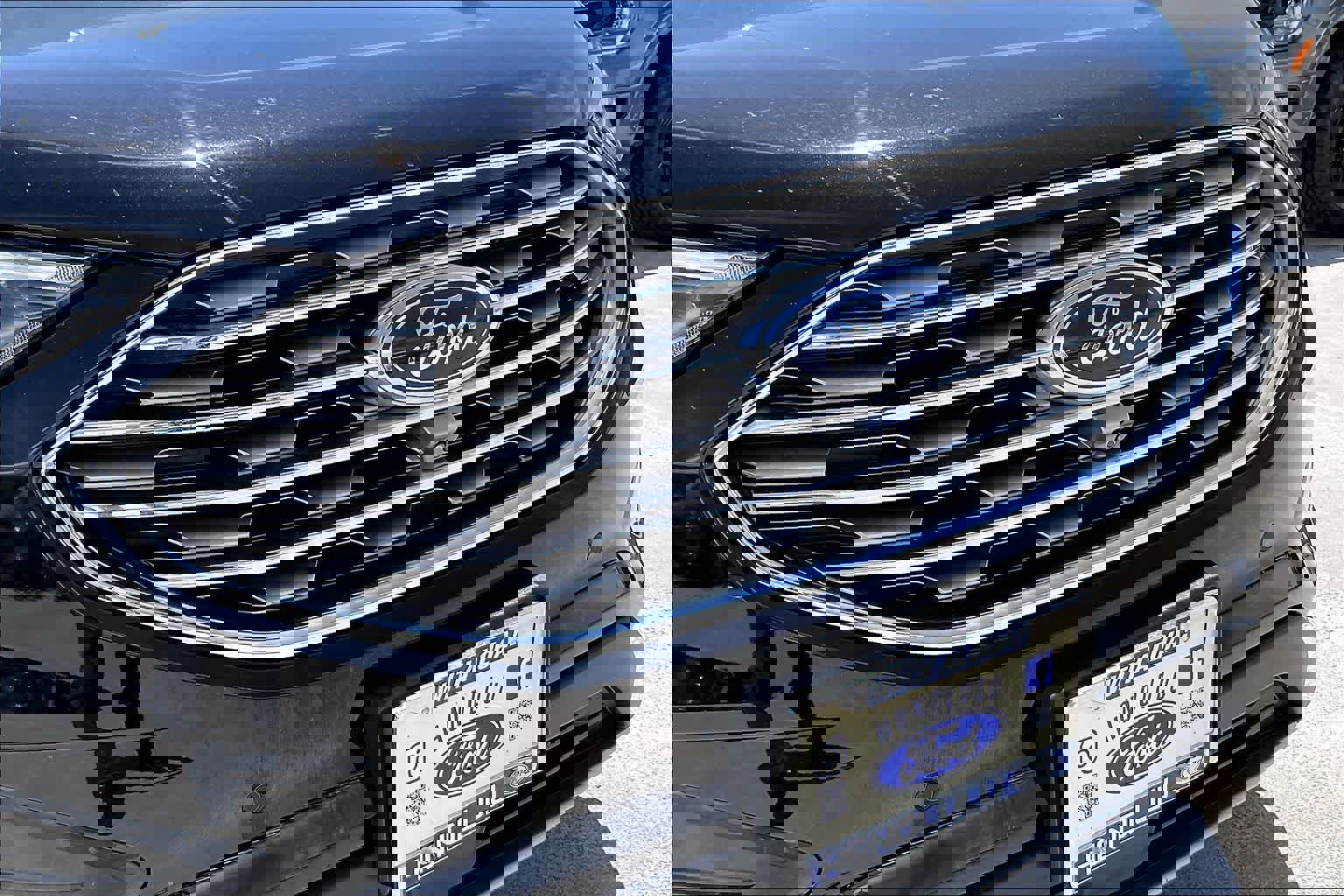 Certified 2024 Ford Edge Titanium w/ Equipment Group 301A image 33