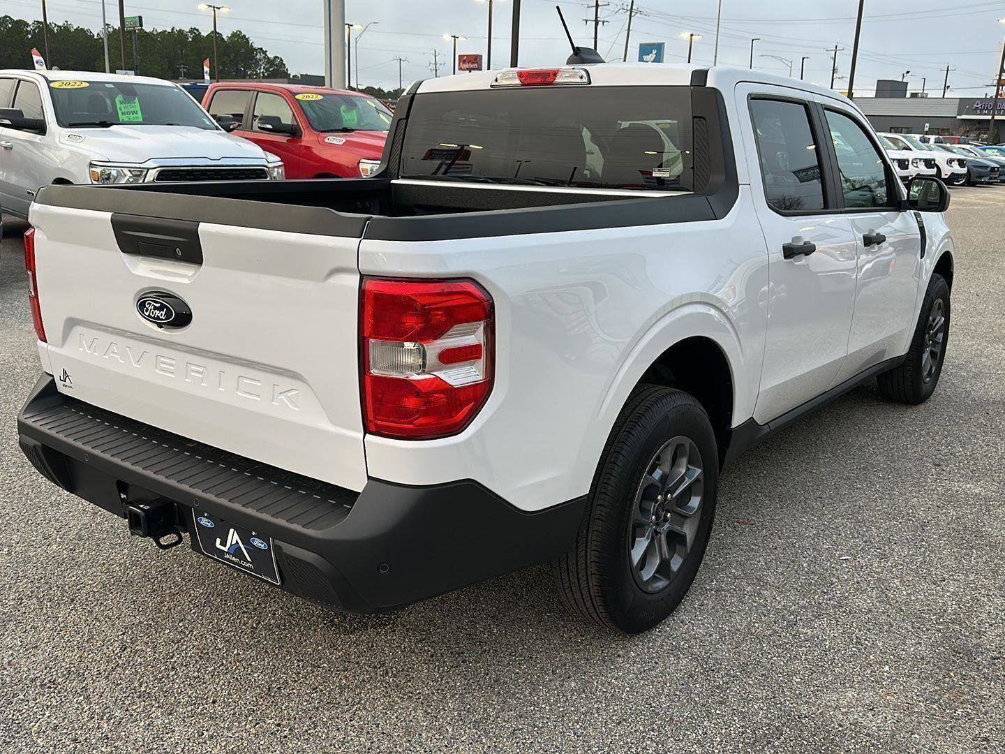 Certified 2025 Ford Maverick XLT w/ Equipment Group 302A image 73