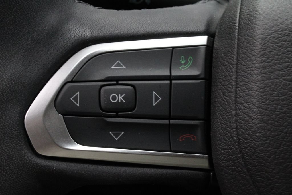 Used 2023 Jeep Compass Limited AWD/4WD image 26