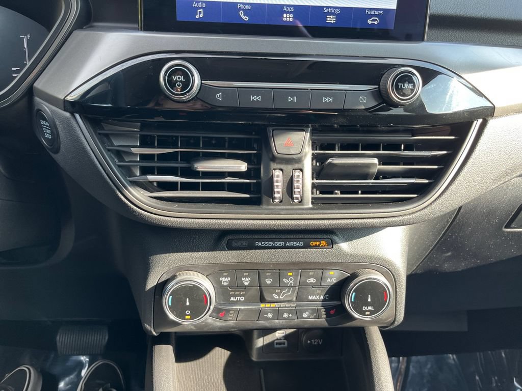 Certified 2023 Ford Escape Active AWD/4WD image 13