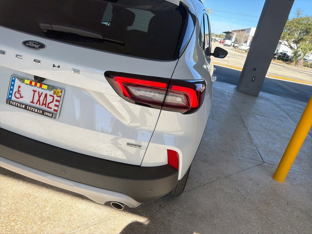 Certified 2026 Ford Escape SE image 7