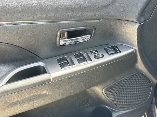 Used 2024 Mitsubishi Outlander Sport SE AWD/4WD image 15