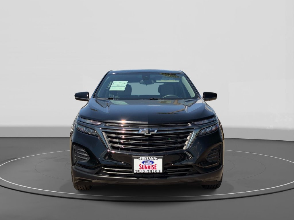 Used 2024 Chevrolet Equinox LS w/ Midnight Edition FWD image 3