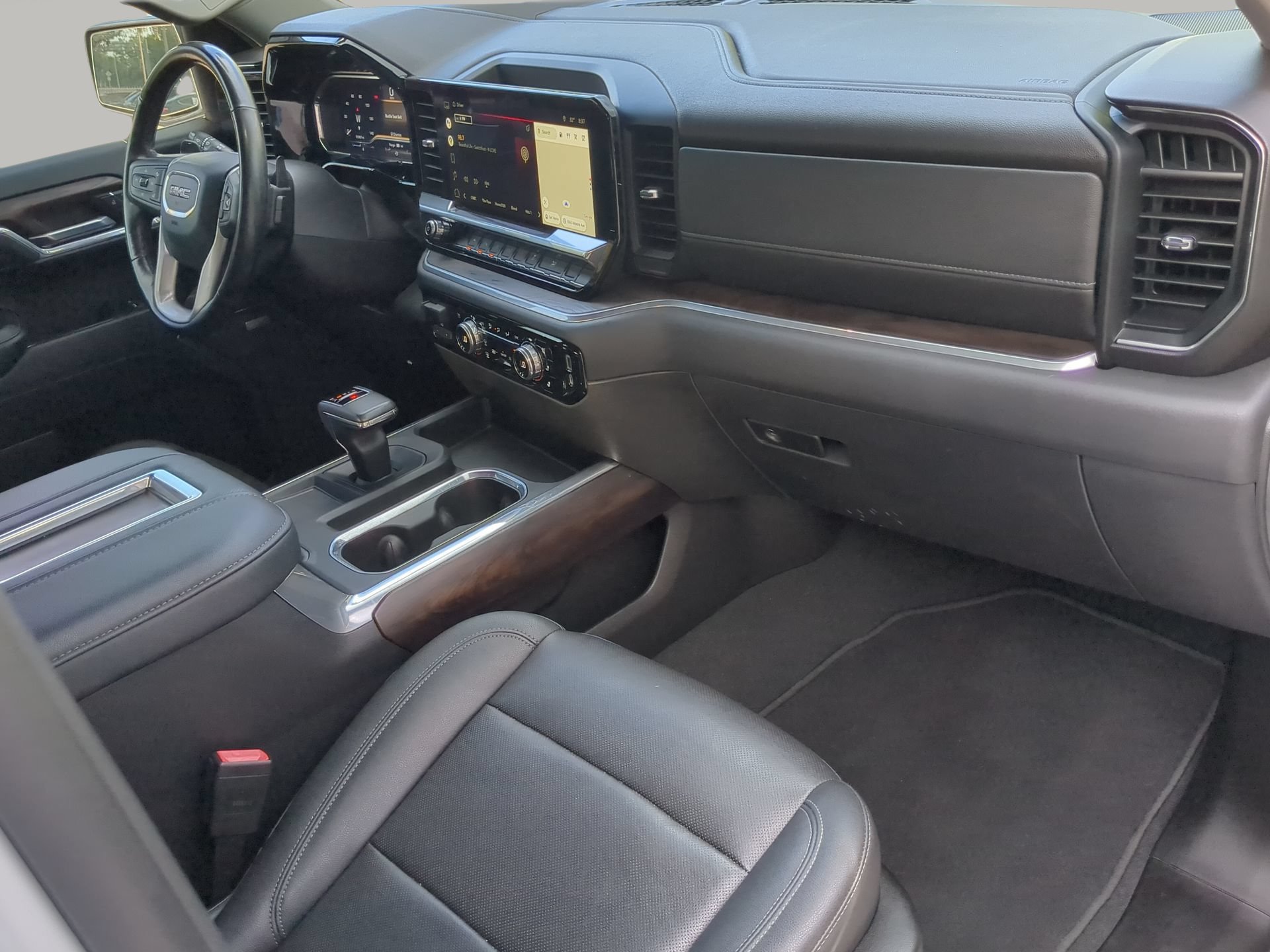 Used 2022 GMC Sierra 1500 SLT w/ SLT Premium Package AWD/4WD image 49