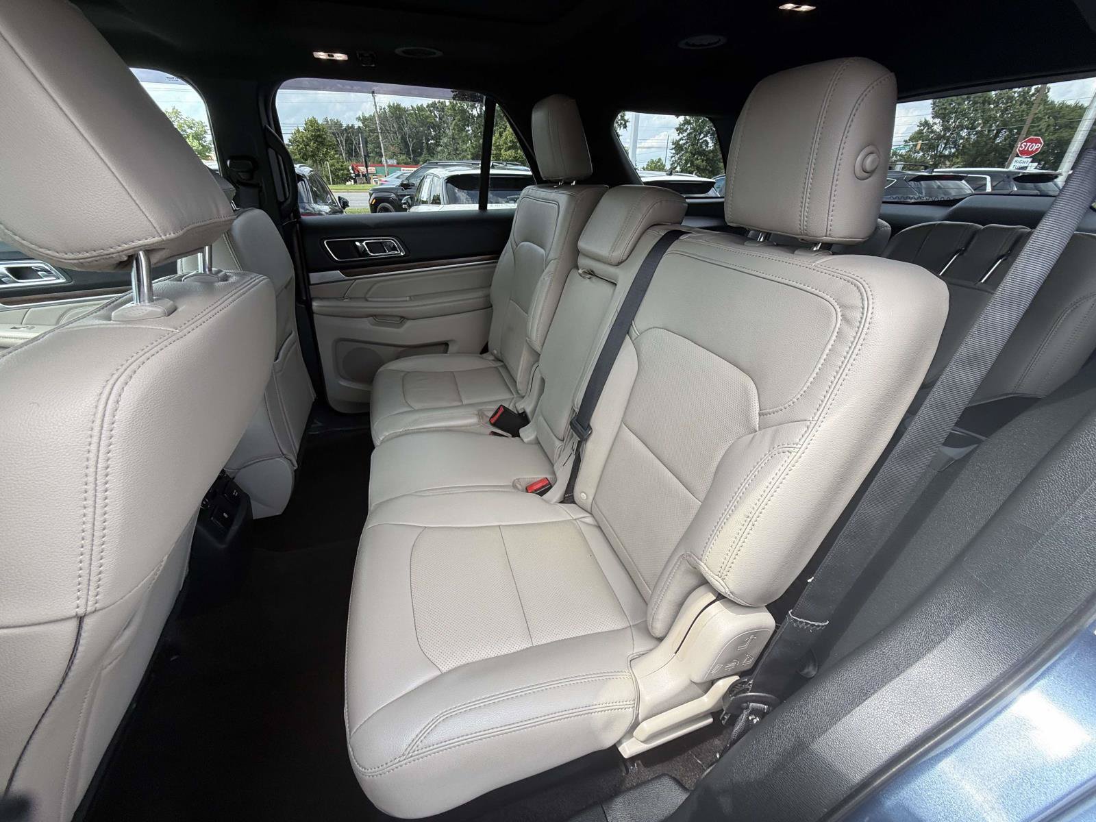 Certified 2018 Ford Explorer Limited w/ Equipment Group 301A AWD/4WD image 15