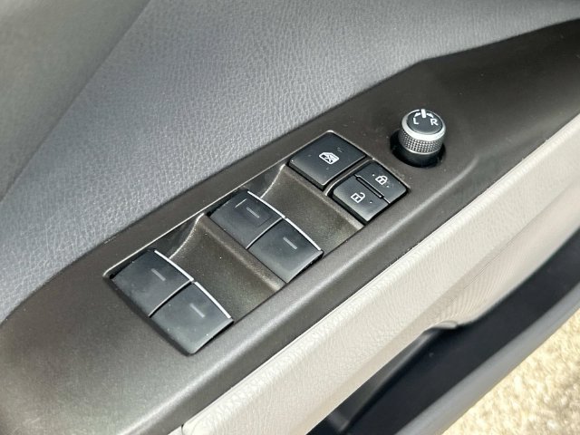 Used 2023 Toyota Camry XLE w/ Navigation Package FWD image 29