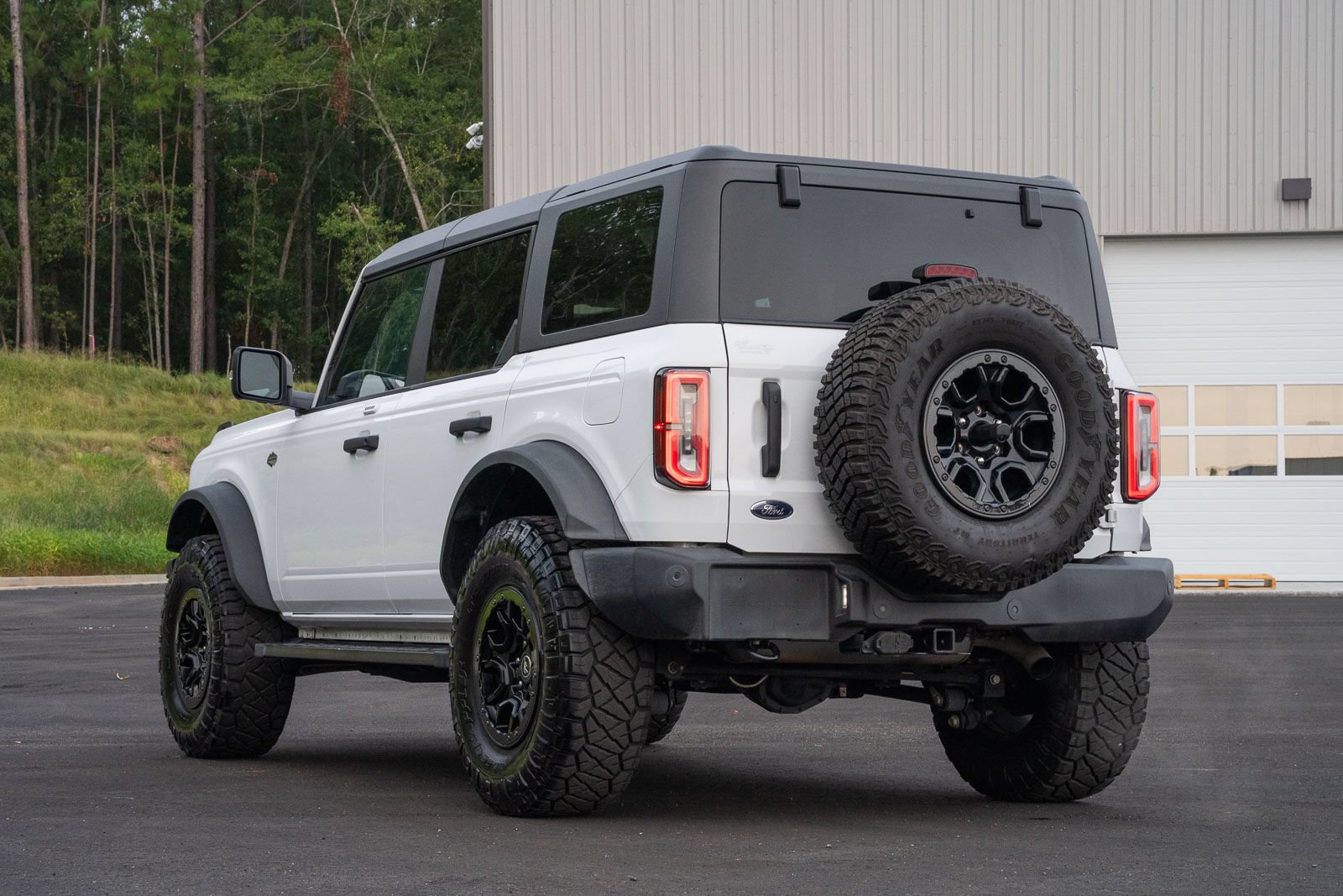 Certified 2023 Ford Bronco Wildtrak AWD/4WD image 5
