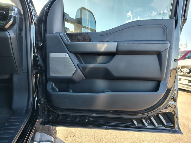 Certified 2023 Ford F250 Lariat w/ Chrome Package AWD/4WD image 14