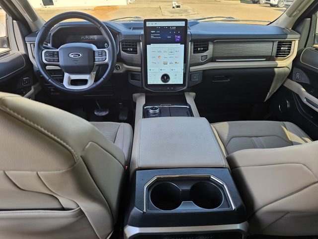 Certified 2022 Ford Expedition Limited image 8