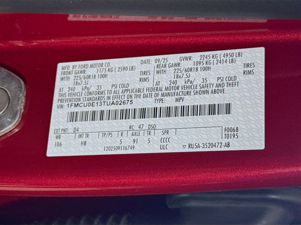Certified 2026 Ford Escape SE FWD image 32