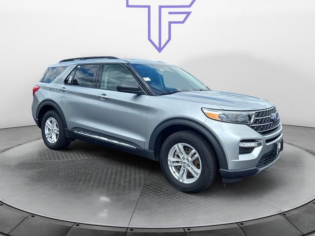 Certified 2023 Ford Explorer XLT w/ Equipment Group 202A AWD/4WD image 9