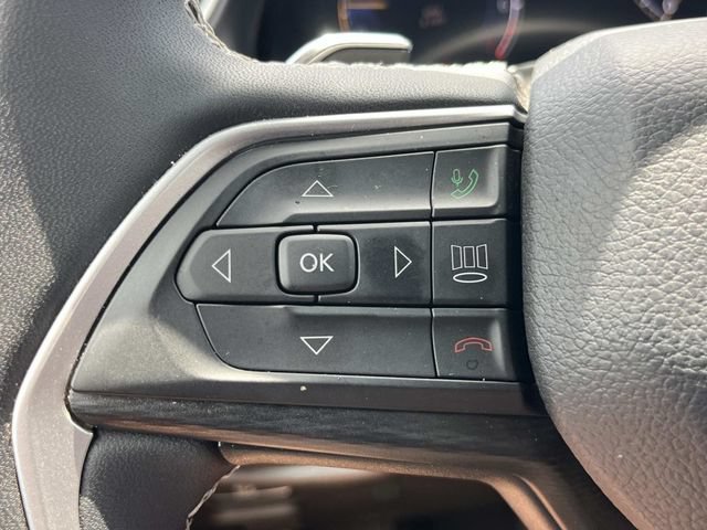 Used 2024 Jeep Grand Cherokee Laredo X AWD/4WD image 36