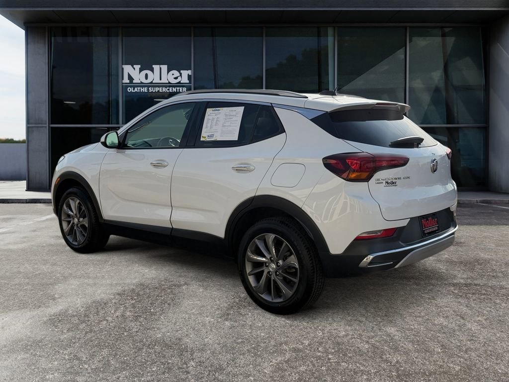 Used 2021 Buick Encore GX Essence w/ Experience Buick Package AWD/4WD image 9