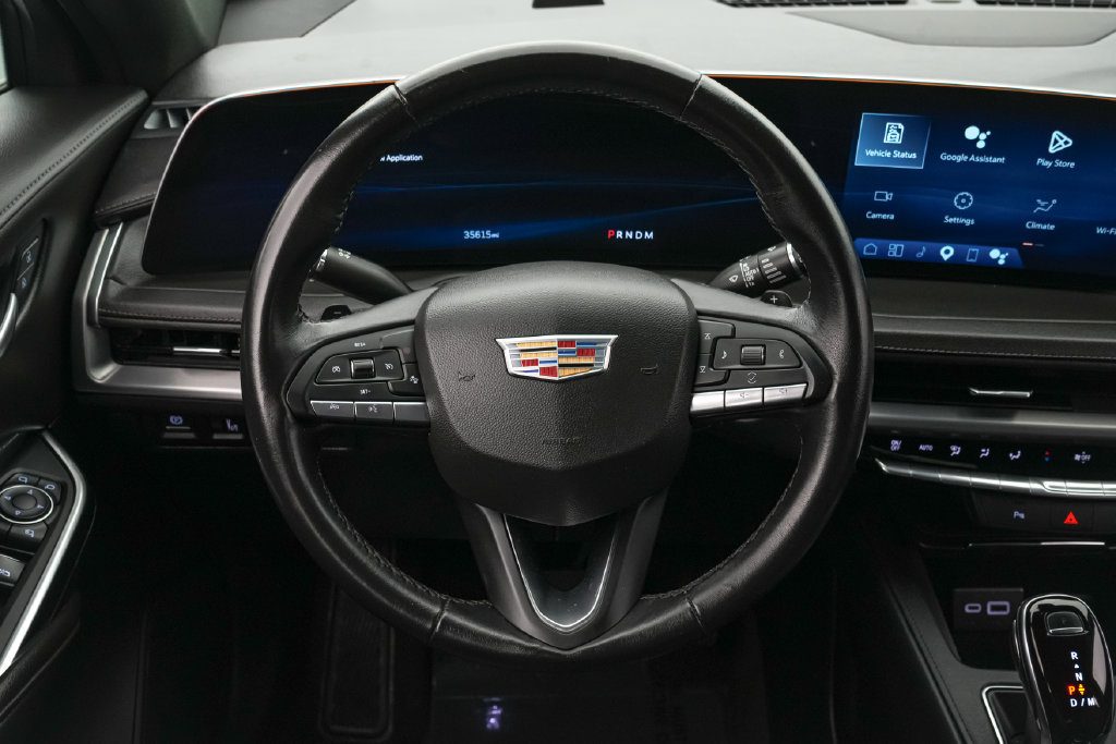 Used 2025 Cadillac XT4 Premium Luxury FWD image 13