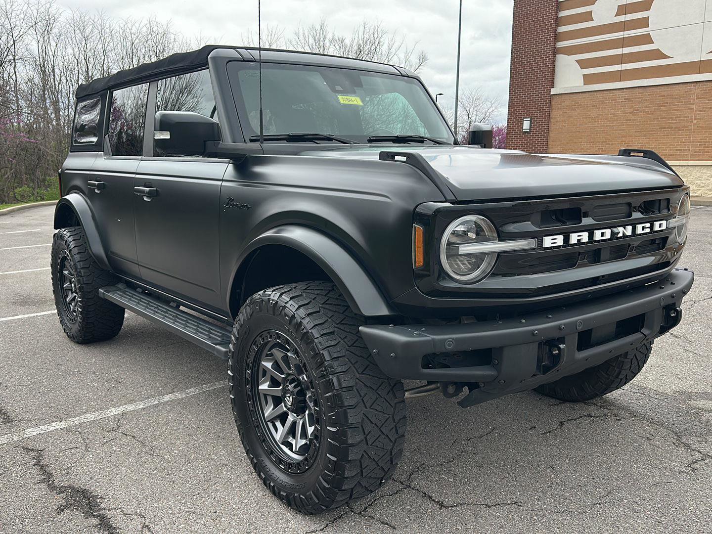 Certified 2021 Ford Bronco Outer Banks image 7