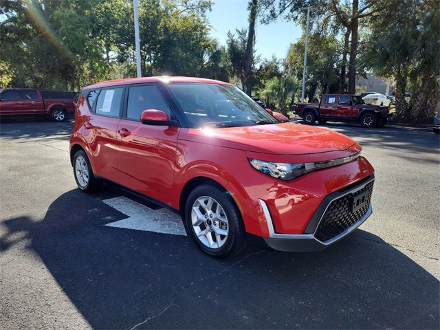 Used 2024 Kia Soul LX w/ Option Group 015