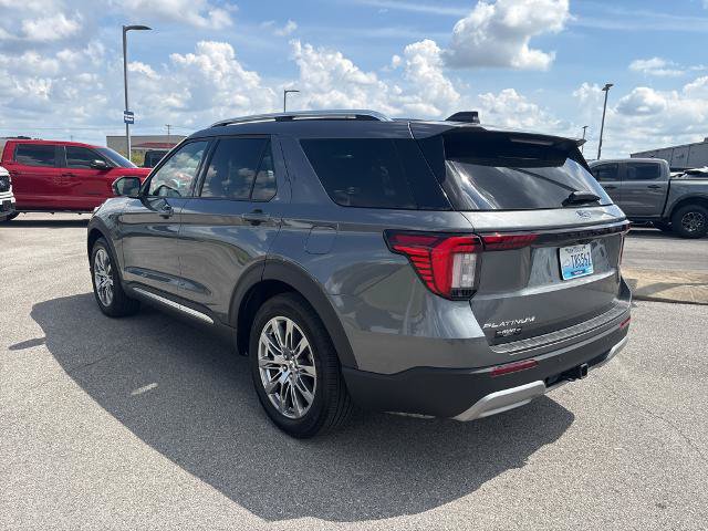 Certified 2025 Ford Explorer Platinum RWD image 7
