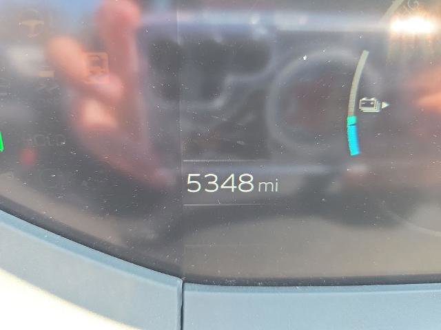 Used 2025 Toyota Prius Plug-In Hybrid w/ Limited Premium Package image 27