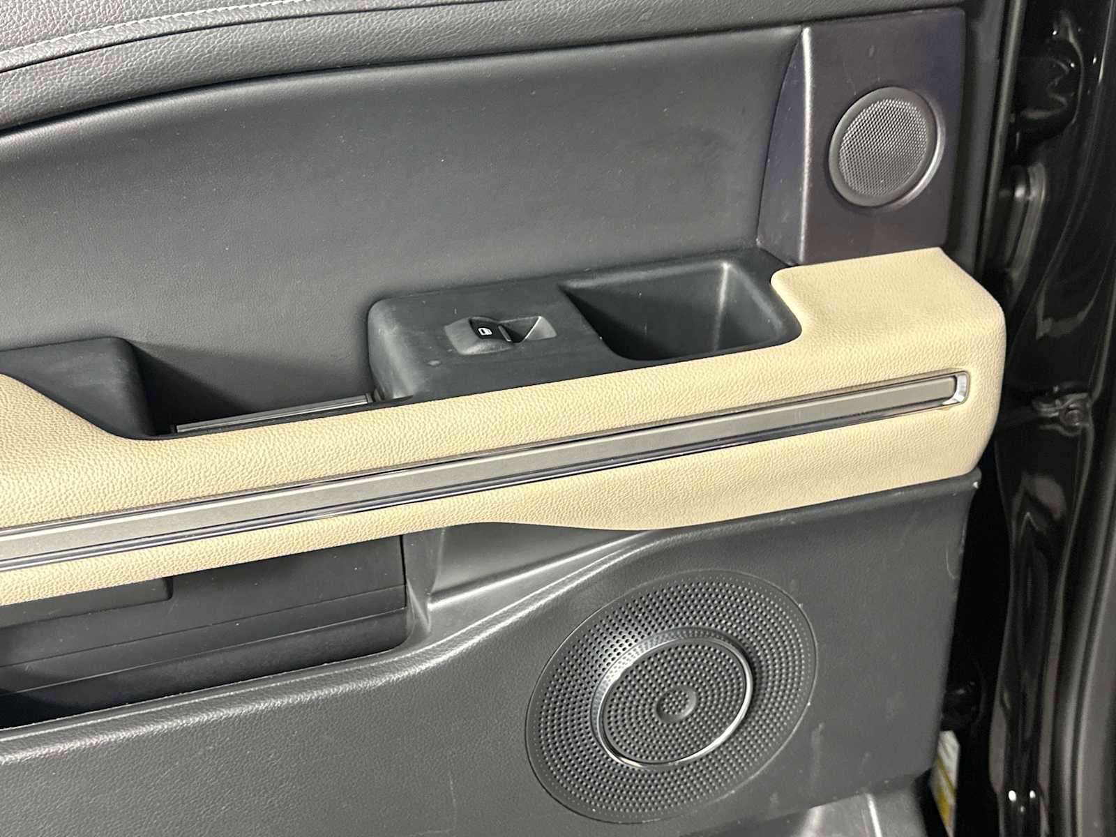 Certified 2023 Ford Expedition Max Limited image 22