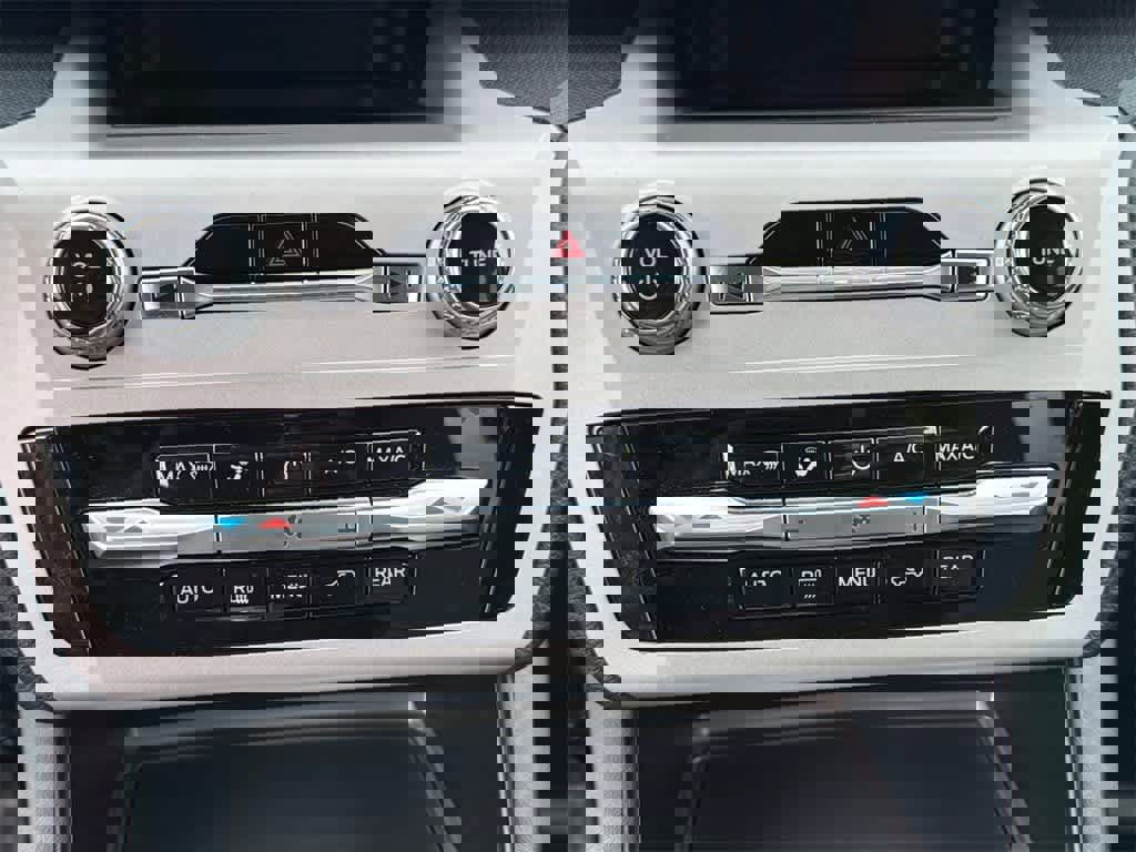 Certified 2024 Ford Explorer Base image 30