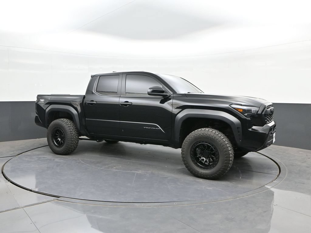 Used 2024 Toyota Tacoma TRD Off-Road AWD/4WD image 16